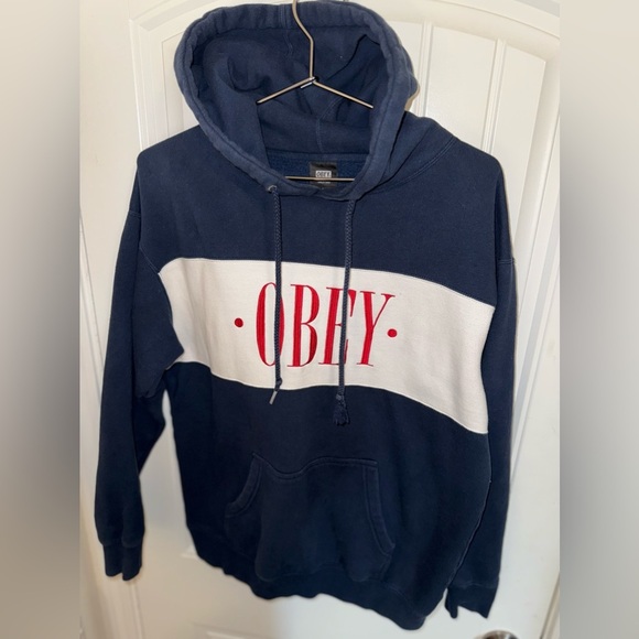 Obey Navy & Cream Hoodie With Red Logo Print Size medium - Picture 5 of 12